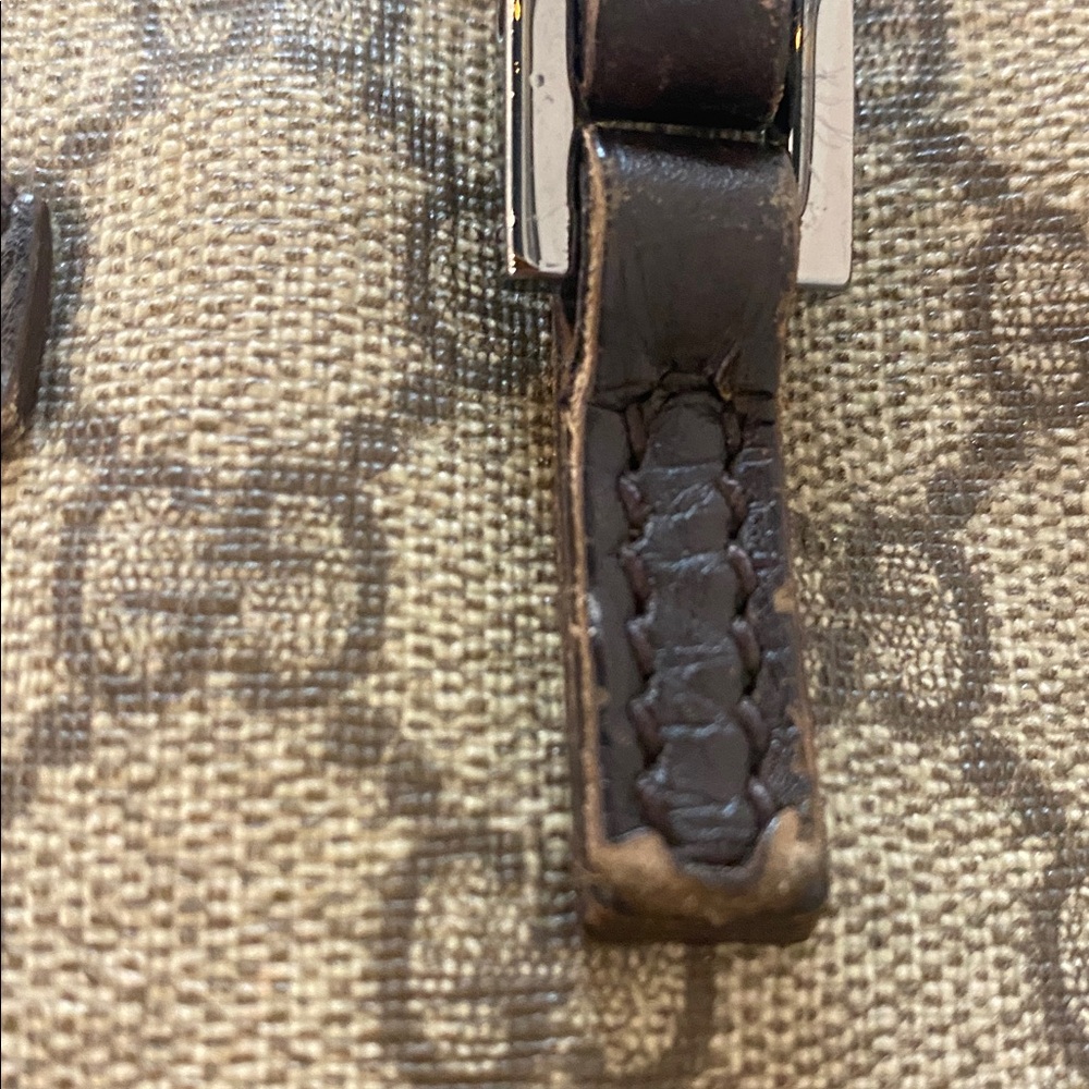 🤎😎Gucci Brown GG Monogram Messenger Tote with Dark Brown Leather Handles😎🤎 - Picture 15 of 16